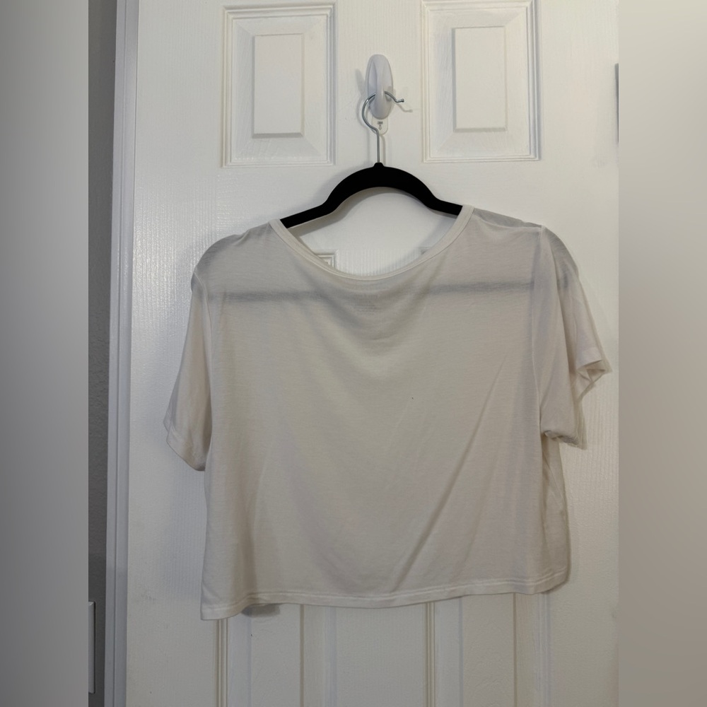 American Eagle Outfitters Soft & Sexy Cropped White Short Sleeve Tee - Picture 8 of 10